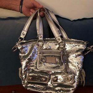 Coach Silver sequence purse